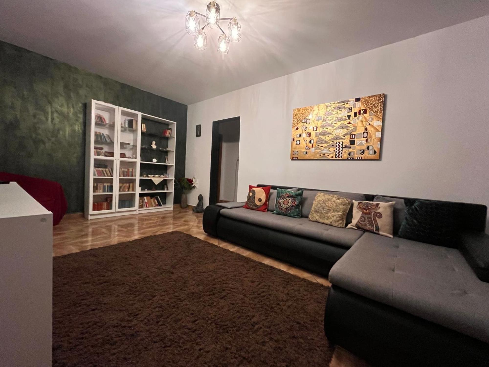 Casa Cartilor - House Of Book'S Apartment Bucharest Exterior photo